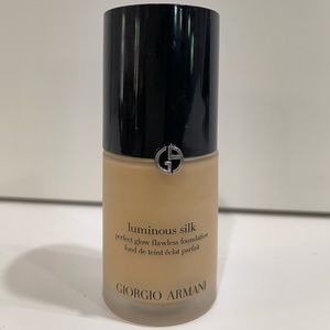 Giorgio Armani Luminous Silk